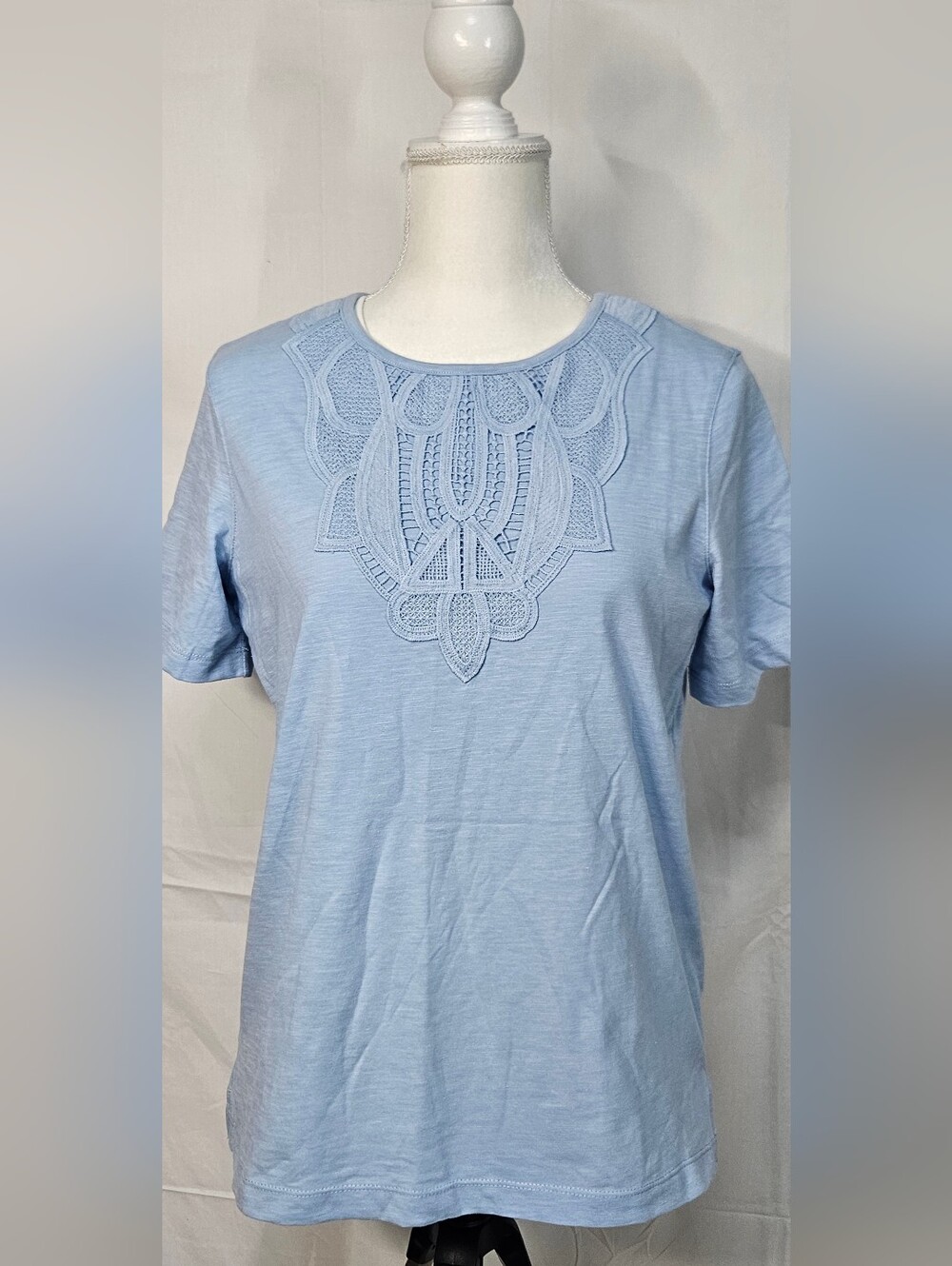 Light Blue Women’s Embroidered Short Sleeve Top